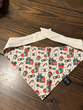 Load image into Gallery viewer, Bear Bandana