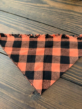 Load image into Gallery viewer, Bear Bandana